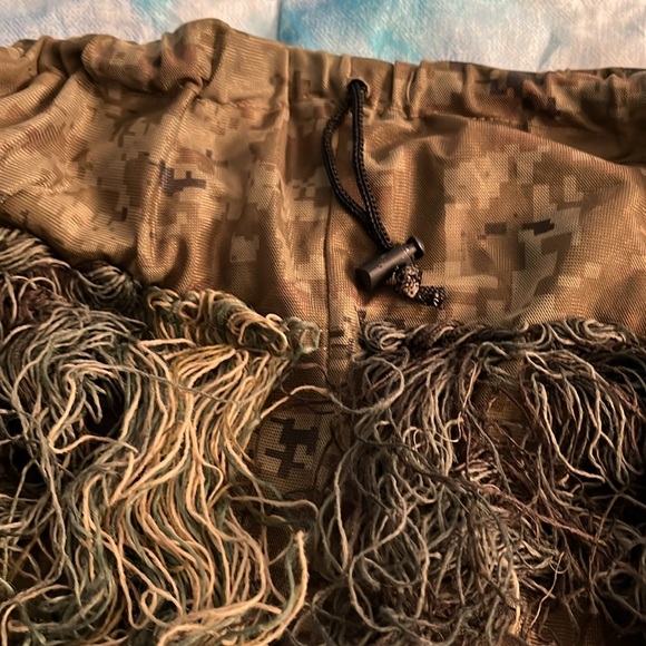 Camouflage Ghillie Suit - Picture 6 of 14